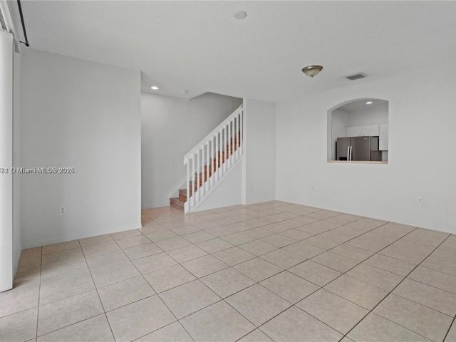 4-bedroom home for rent in Homestead - 2258 NE 42nd Ave 0 - MondialRealty