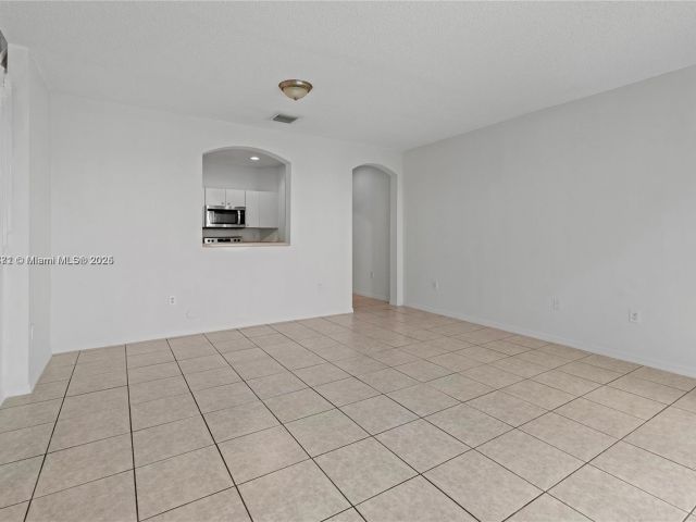 4-bedroom home for rent in Homestead - 2258 NE 42nd Ave 0 - MondialRealty