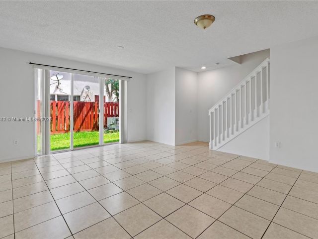 4-bedroom home for rent in Homestead - 2258 NE 42nd Ave 0 - MondialRealty