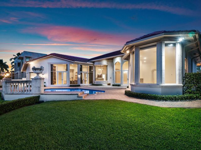 Home for sale at 159 W Coconut Palm Road - photo 6854375