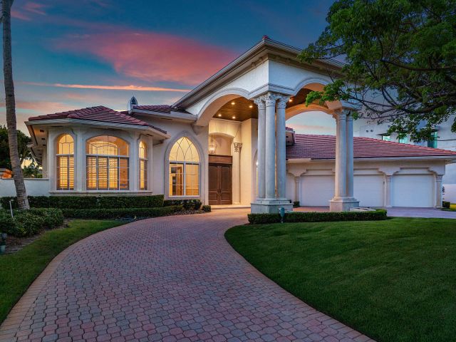 Home for sale at 159 W Coconut Palm Road - photo 6854378