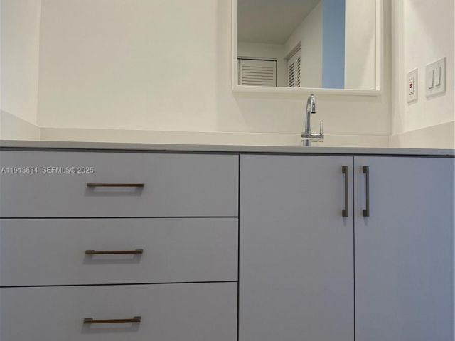 Apartment for rent  Unit #505 - photo 6798358