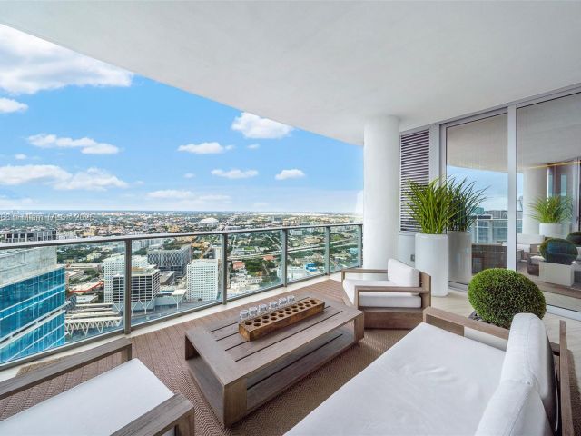 Apartment for sale  Unit #5312 - photo 6784625