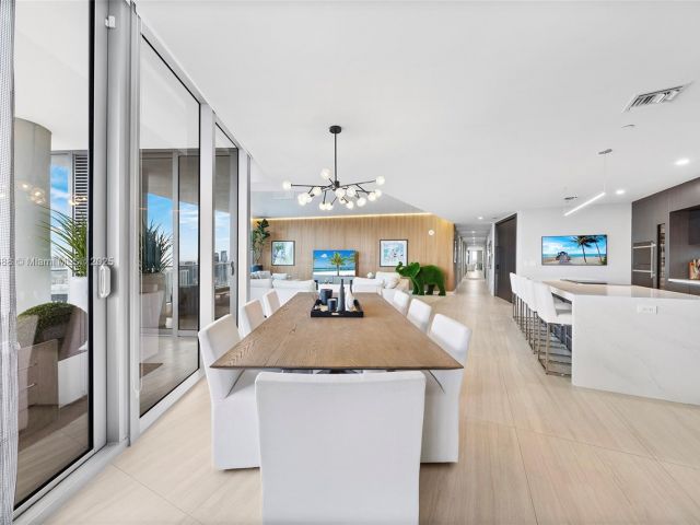 Apartment for sale  Unit #5312 - photo 6784635