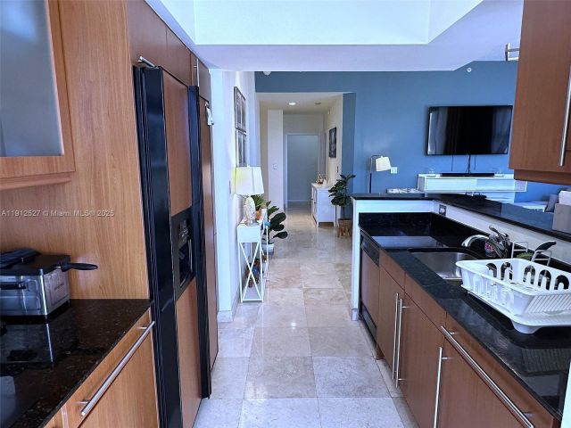 Apartment for rent  Unit #112 - photo 6785632