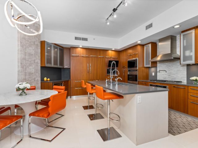 Apartment for rent  Unit #110 - photo 6785776