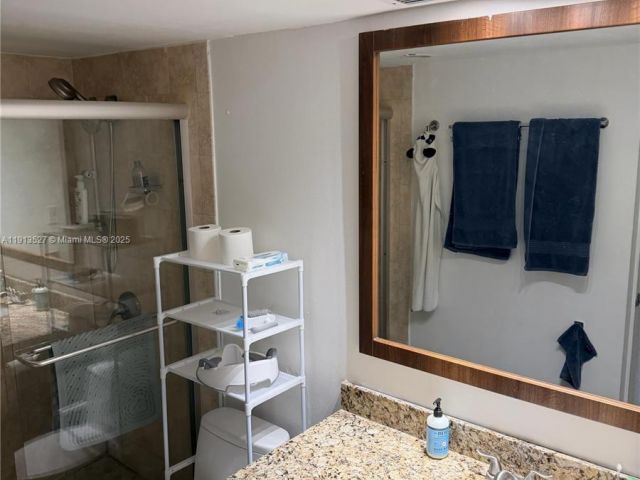 Apartment for sale  Unit #411 - photo 7441860