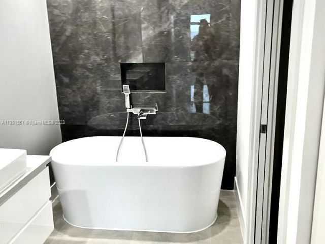 Apartment for rent  Unit #Ph08 - photo 6785876