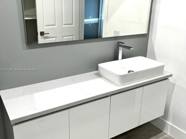 Apartment for rent  Unit #Ph08 - photo 6785882