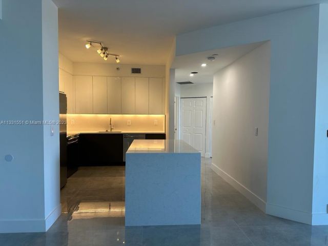 Apartment for rent  Unit #Ph08 - photo 6785883
