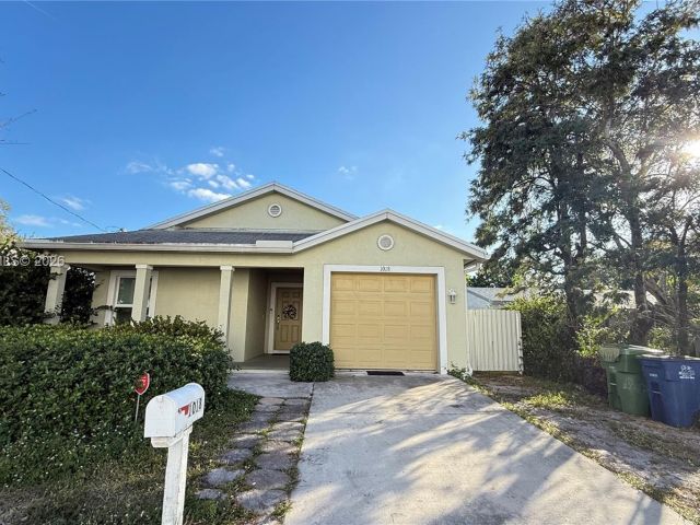 Home for rent at 1018 Foster Rd - photo 6800227