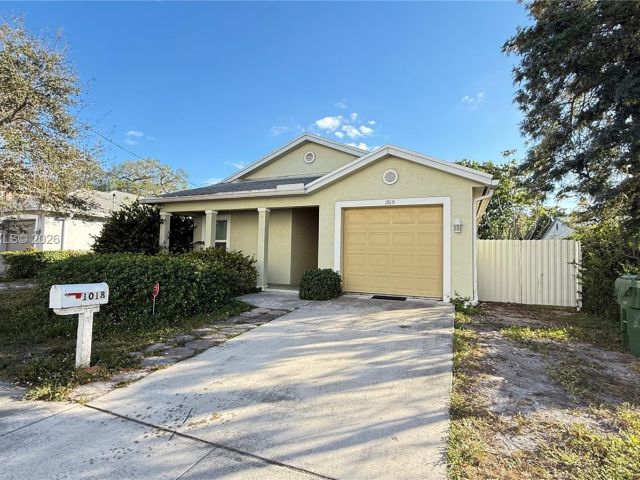 Home for rent at 1018 Foster Rd - photo 6800229