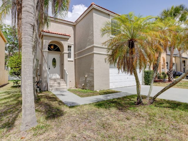 Home for rent at 15895 NW 5th Street - photo 6787350