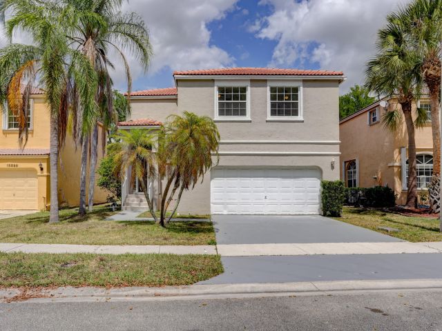 Home for rent at 15895 NW 5th Street - photo 6787352