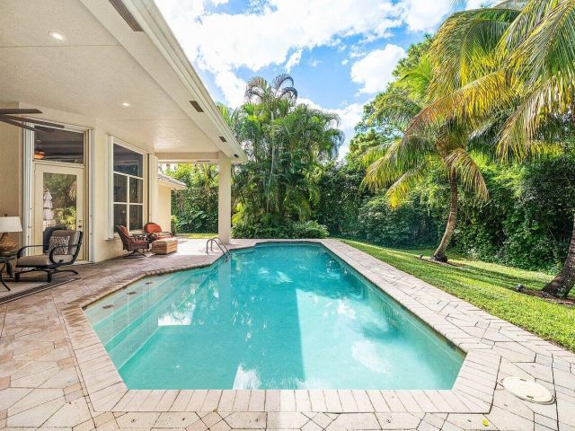 Home for sale at 2560 Whispering Oaks Lane - photo 6816635