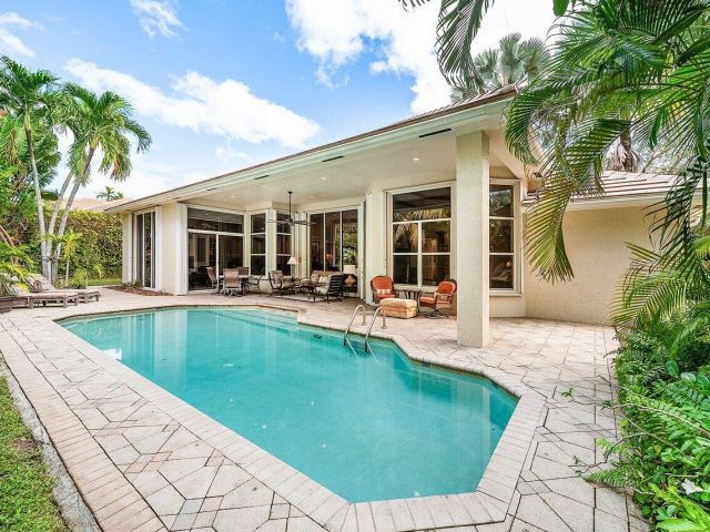 Home for sale at 2560 Whispering Oaks Lane - photo 6816636