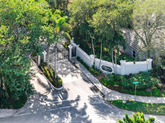 Home for sale at 2560 Whispering Oaks Lane - photo 6816645