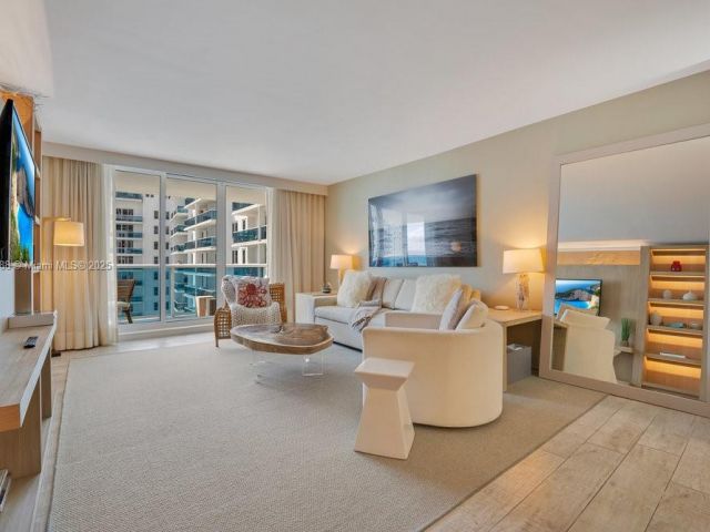 Apartment for rent  Unit #1204 - photo 6788614