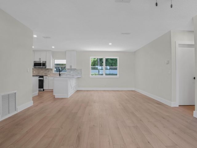 Home for sale at 598 Coral Way - photo 6803501