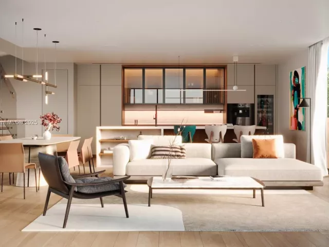 4-bedroom home for sale in Bay Harbor Islands - 10190 E Bay Harbor Dr 13 - MondialRealty