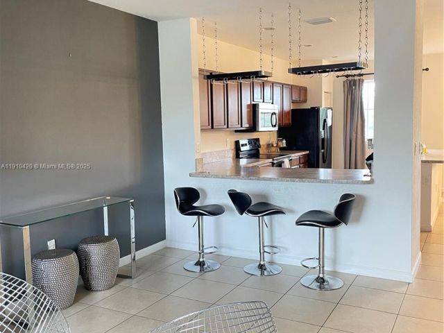 3-bedroom home for rent in Homestead - 27563 SW 139th Psge #A - MondialRealty