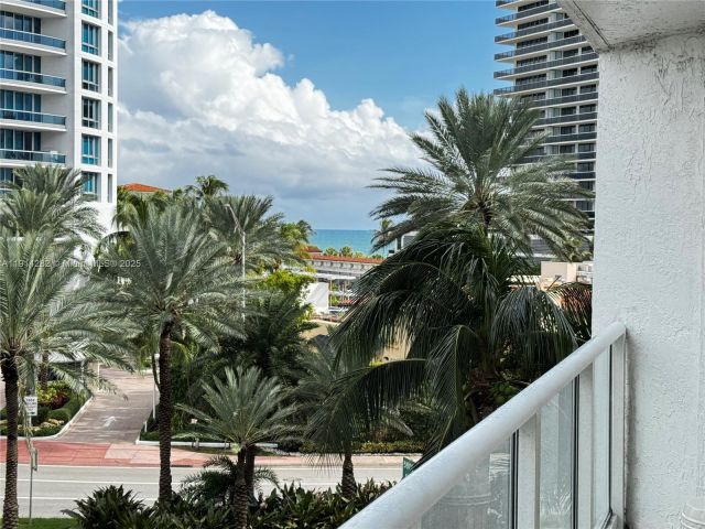 Apartment for rent  Unit #508 - photo 6789351