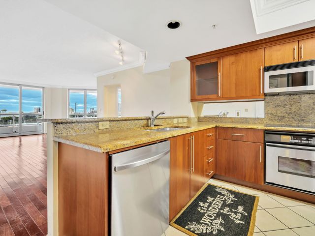 Apartment for rent  Unit #707 - photo 6789644