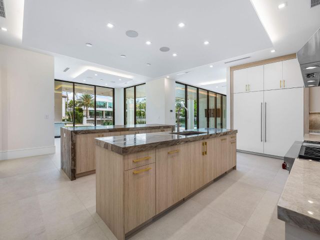 Home for sale at 191 W Coconut Palm Road - photo 6854382