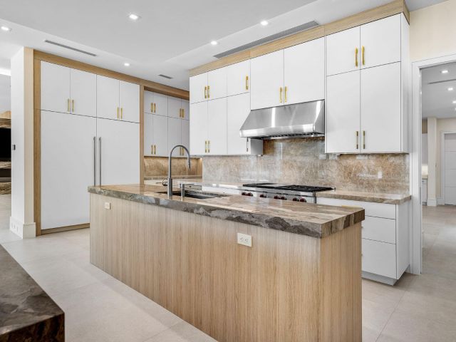 Home for sale at 191 W Coconut Palm Road - photo 6854383