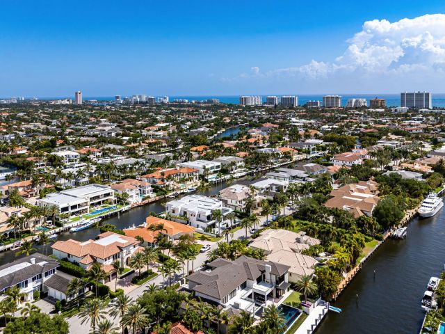 Home for sale at 169 W Coconut Palm Road - photo 6854402