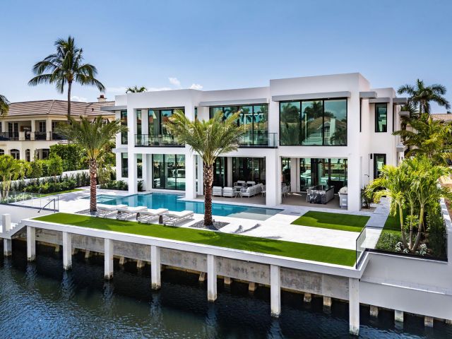 Home for sale at 169 W Coconut Palm Road - photo 6854409