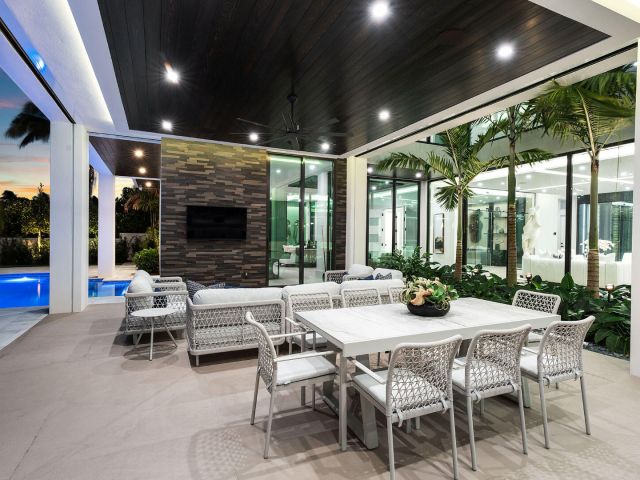 Home for sale at 169 W Coconut Palm Road - photo 6854417