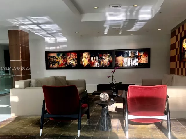 1-bedroom condo for sale in Miami - 1800 N Bayshore Dr 306 - MondialRealty