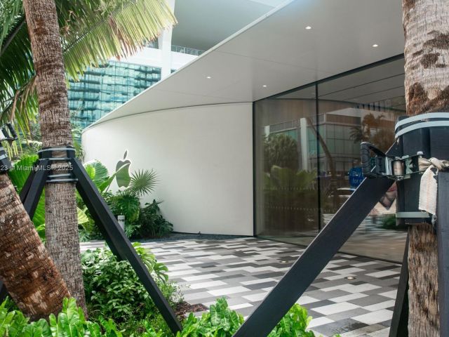 Apartment for sale  Unit #1811 - photo 6789071