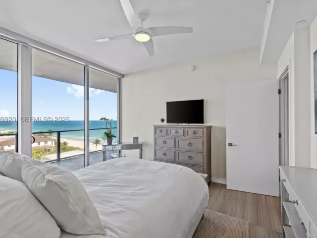 4-bedroom condo for sale in Fort Lauderdale - 2200 N Ocean Blvd N605 - MondialRealty