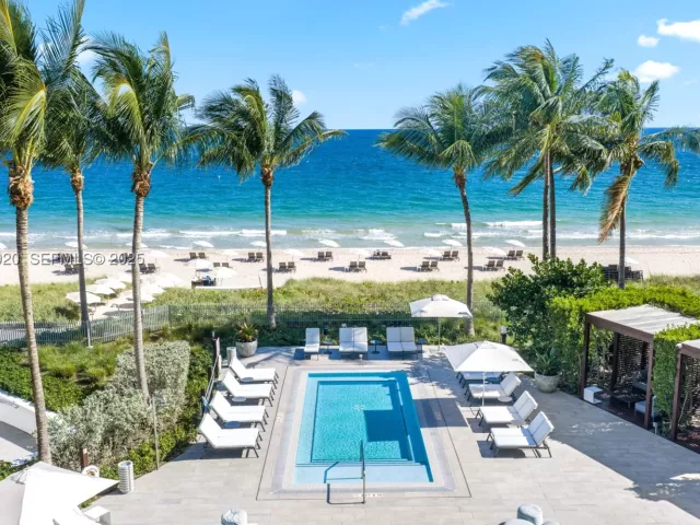 4-bedroom condo for sale in Fort Lauderdale - 2200 N Ocean Blvd N605 - MondialRealty