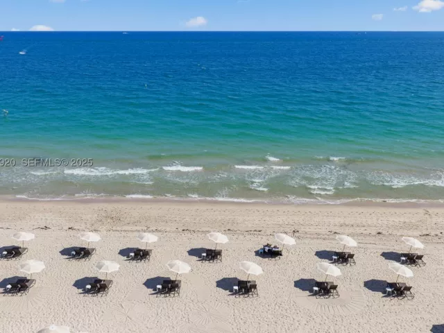 4-bedroom condo for sale in Fort Lauderdale - 2200 N Ocean Blvd N605 - MondialRealty