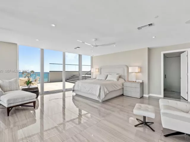 4-bedroom condo for sale in Fort Lauderdale - 2200 N Ocean Blvd N605 - MondialRealty