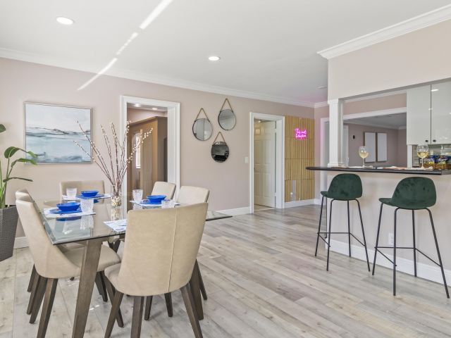 Home for rent at 215 NE 17th Street - photo 6798601