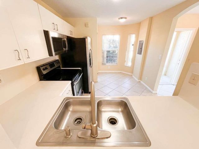 Home for rent at 861 Summit Lake Drive 861 - photo 6798331