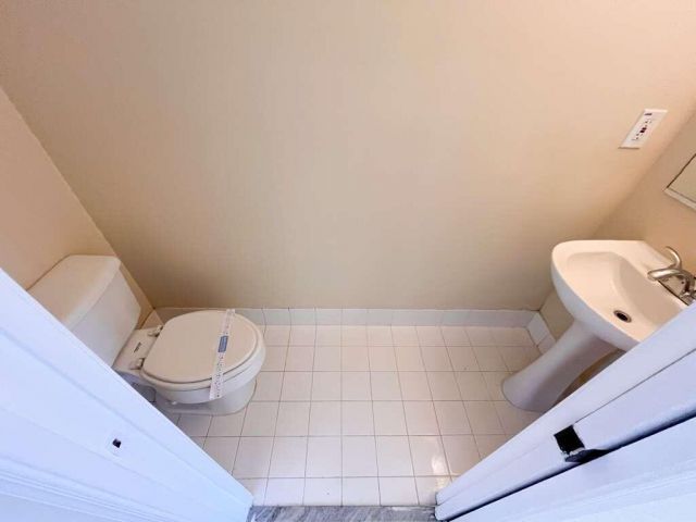 Home for rent at 861 Summit Lake Drive 861 - photo 6798337