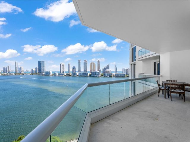 Apartment for sale  Unit #1605 - photo 6789108