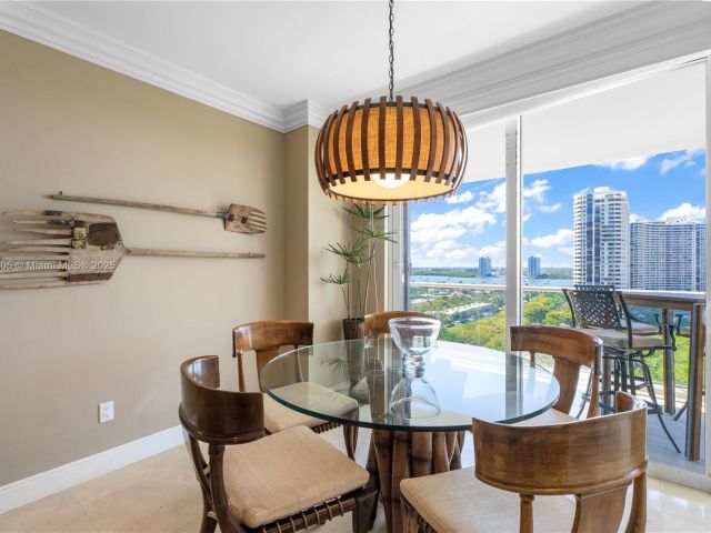 Apartment for sale  Unit #1605 - photo 6789115