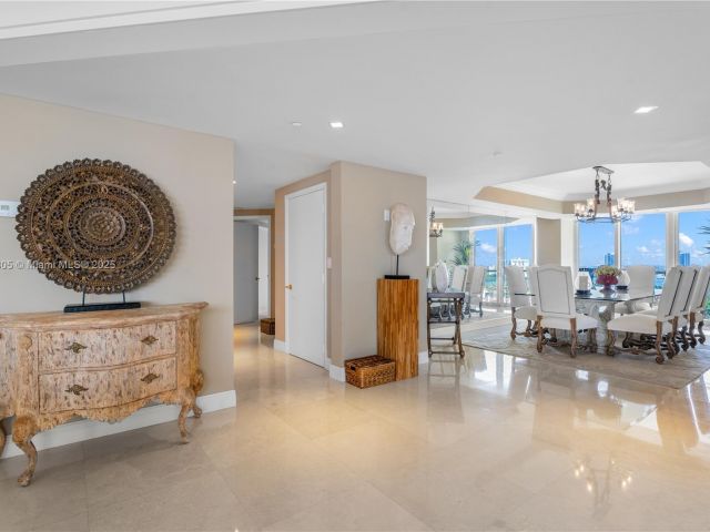 Apartment for sale  Unit #1605 - photo 6789119