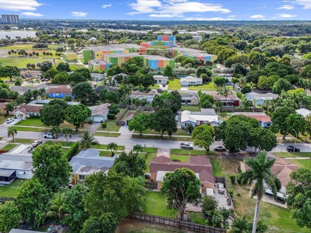 Home for sale at 1827 Pinehurst Drive - photo 6808456