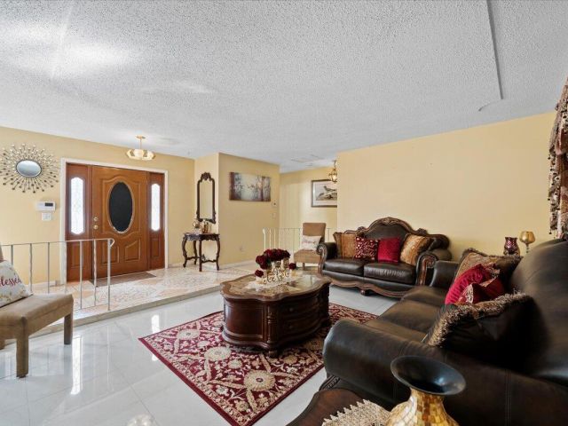 Home for sale at 1827 Pinehurst Drive - photo 6808474