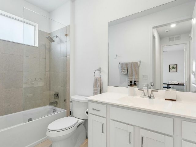 Home for sale at 13404 Brotherhood Way - photo 6826999