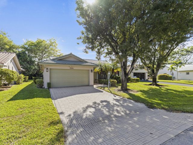 Home for sale at 7974 Cloverfield Circle - photo 6814355