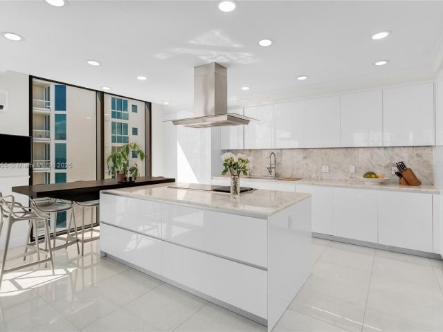 Apartment for sale  Unit #UPH1 - photo 6802838