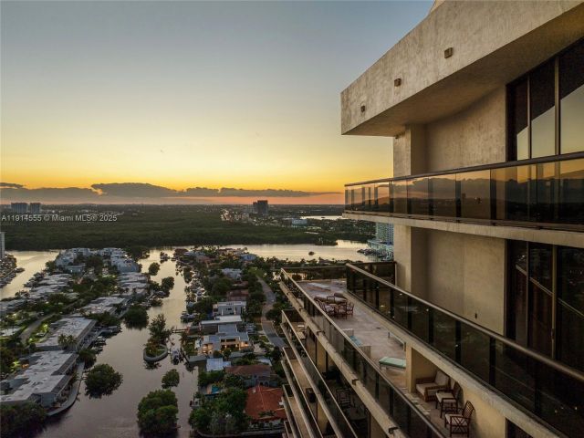 Apartment for sale  Unit #UPH1 - photo 6802842